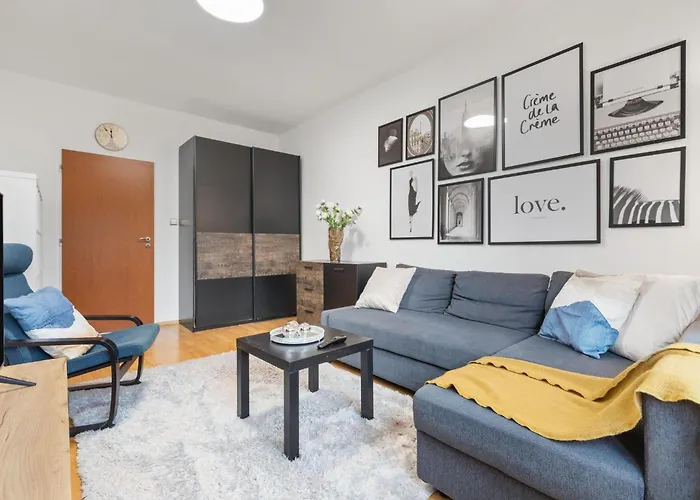 Apartamento Klimatizovaný Self Check-in Ružinov